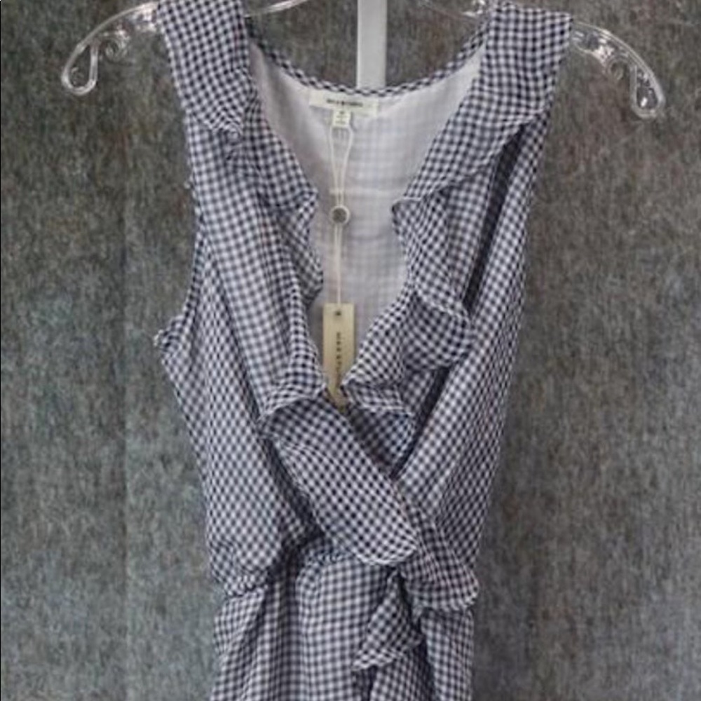 NWT Max Studio Size Medium Blouse